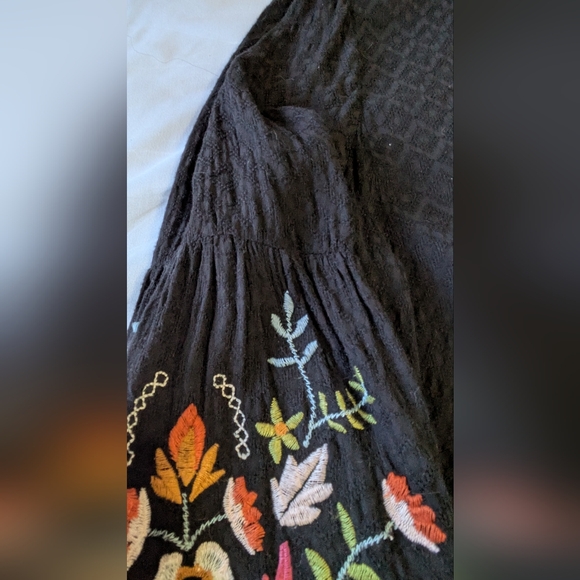 Long Light Cardigan by Daytrip Black Textured. Size M. - Picture 6 of 12